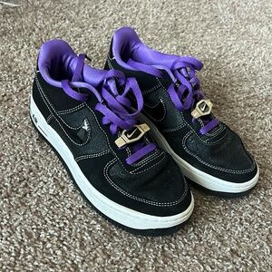 Nike Air Force 1 LV8 GS Size 4.5Y